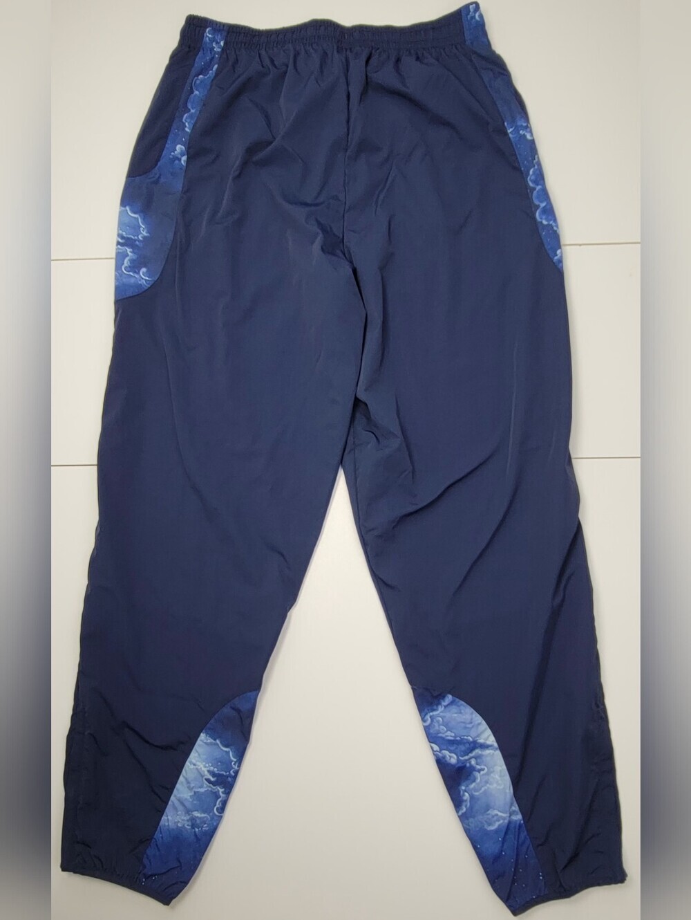 Puma KidSuper Al-Hilal SFC Travel Pants Navy Blue Cloud Print 606853 20 Mens L - Picture 3 of 15